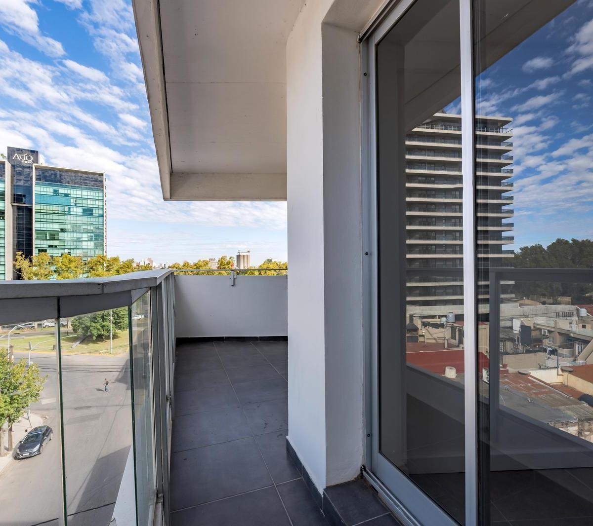 Venta/permuta - Departamento Exclusivo - 2 Habitaciones con Cochera - Puerto Norte, Rosario. 2