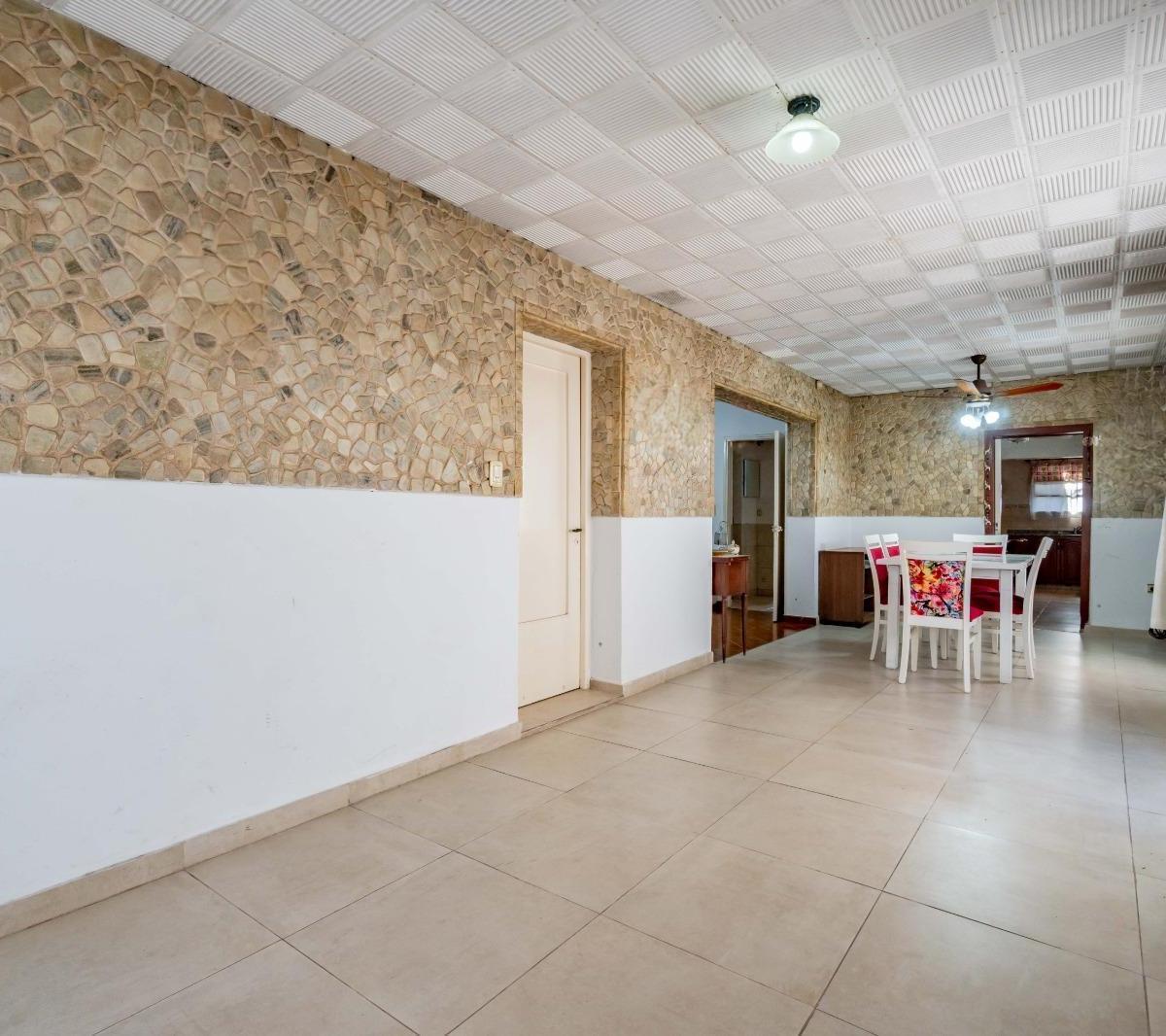 Venta/permuta - Casa - 3 Dorm. - Jorge Cura, Rosario 3