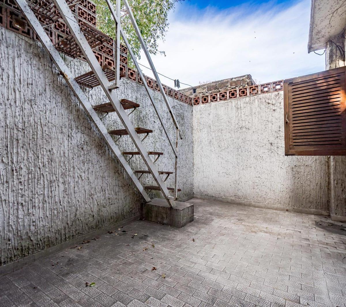 Venta/permuta - Casa - 3 Dorm. - Bella Vista, Rosario 2