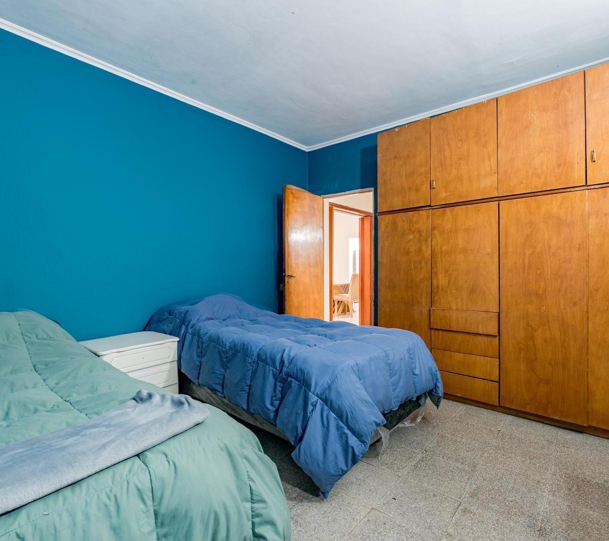 Venta/permuta - Casa - 3 Dormitorio con Jardín - Villa Gobernador Gálvez 2