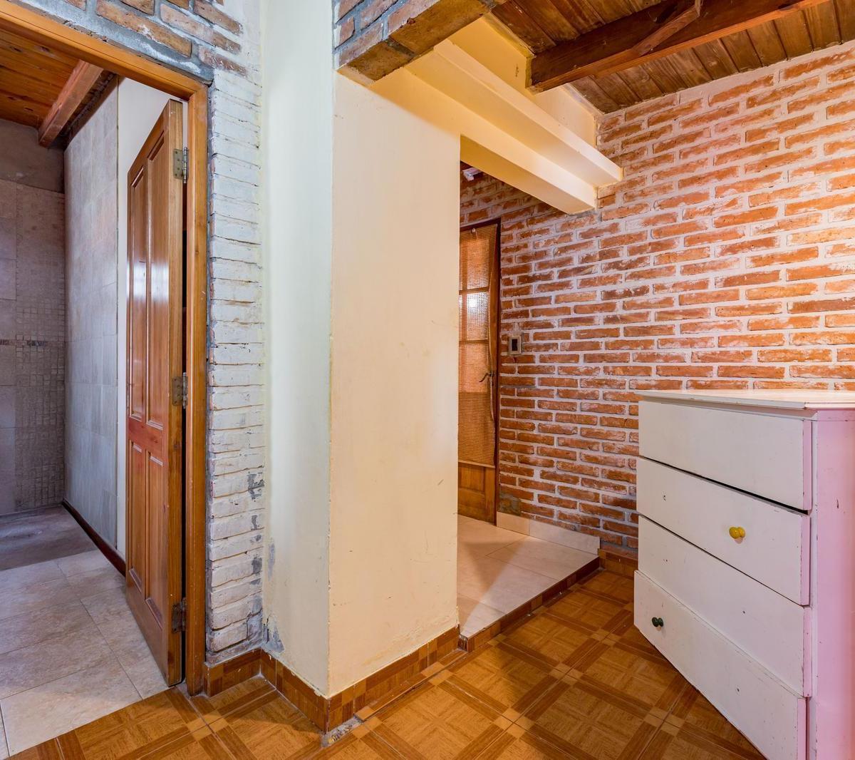 Casa en Roldan, Santa Teresa