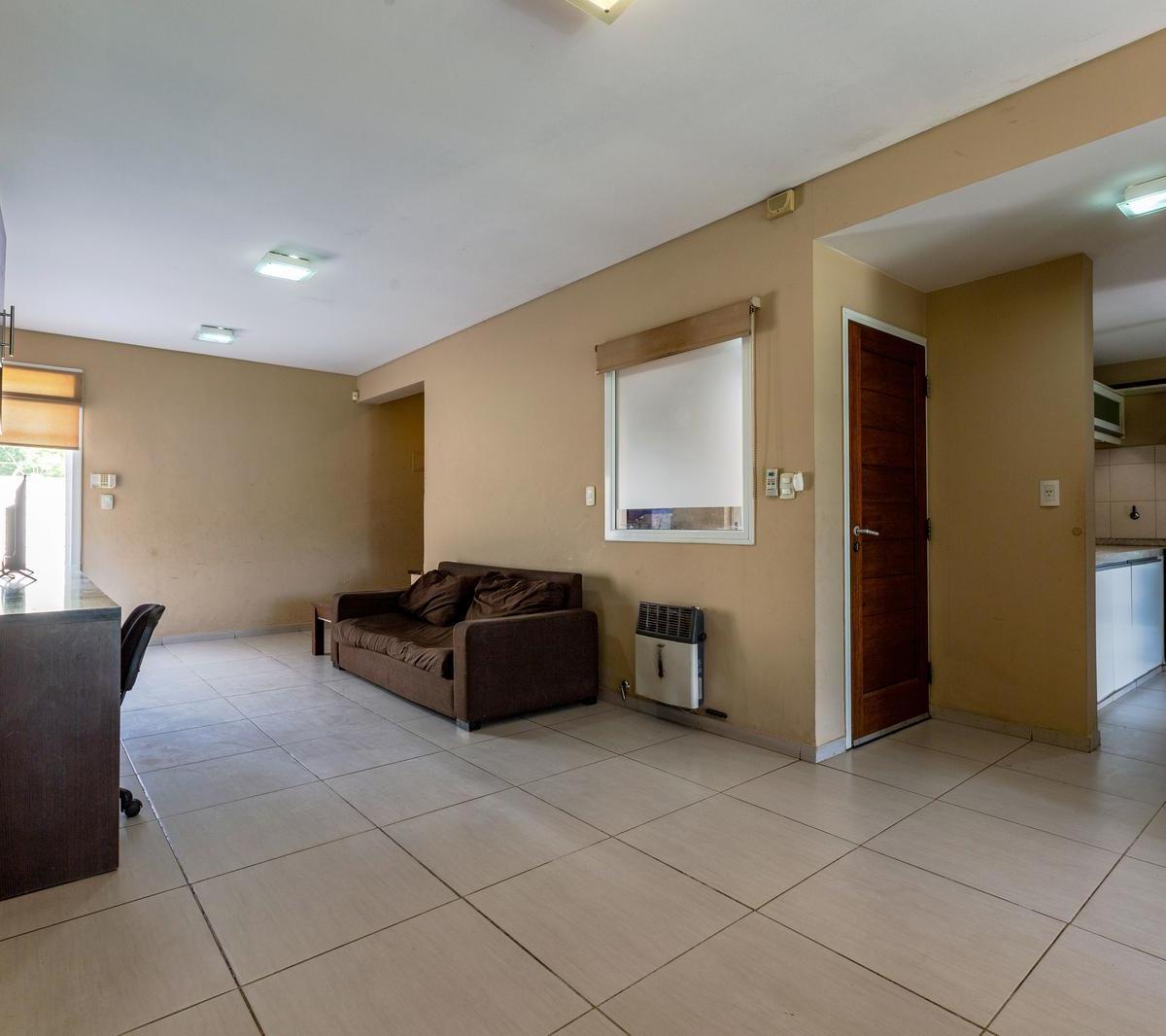 Foto de VENTA/PERMUTA- Casa 3 dormitorios. Alvear., imagen 5