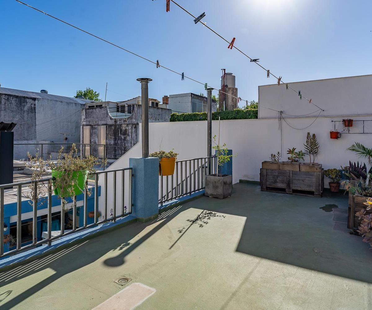 Venta - Casa - 4 Dorm. - España y Hospitales, Rosario 3