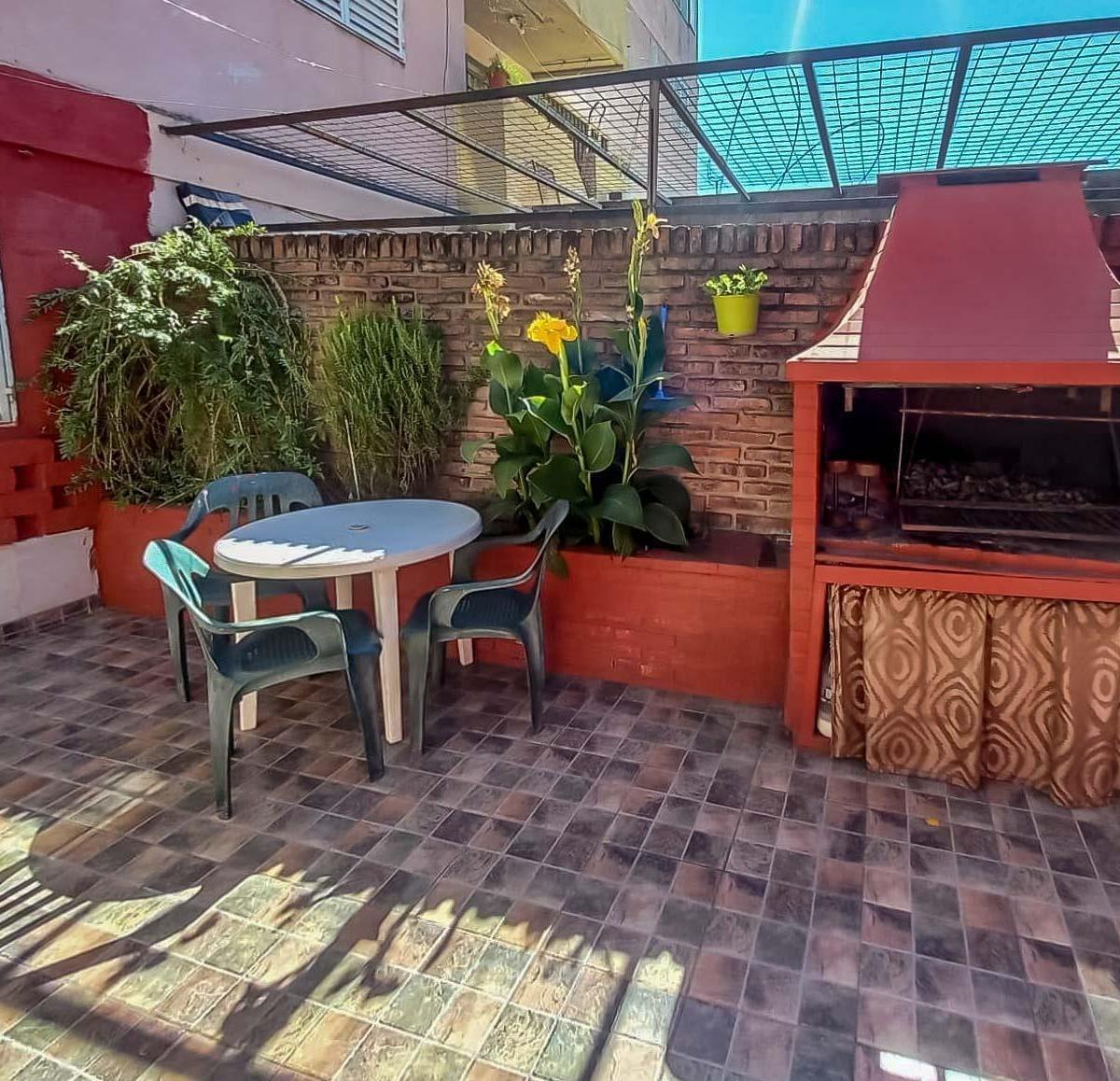 Venta/permuta - Departamento de 4 Dorm.. Acindar, Rosario. 2