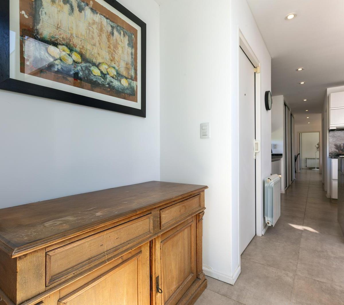 Foto de VENTA/PERMUTA - Casa de 3 dormitorios. Puerto Roldán., imagen 3