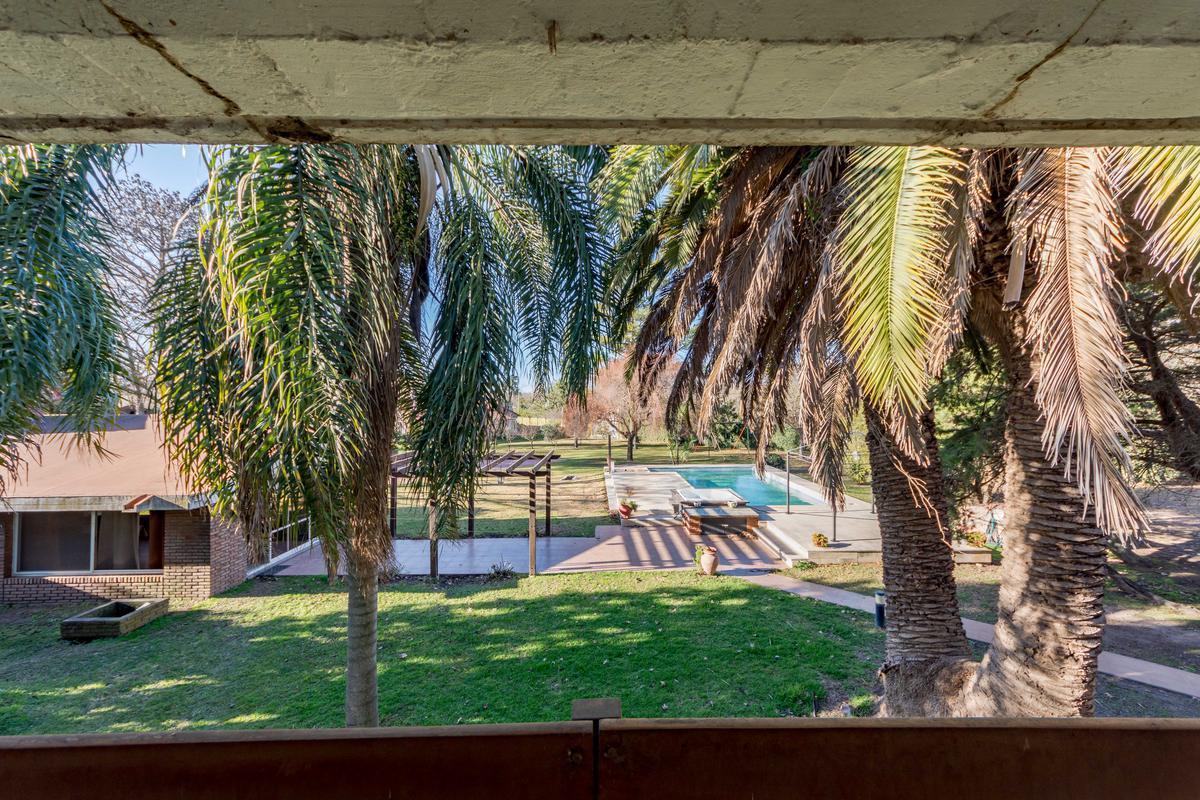Venta - Casa - 4 Dorm., Casa Para Caseros, Quincho y Piscina - Ruta 9 Funes, Santa Fe. 2