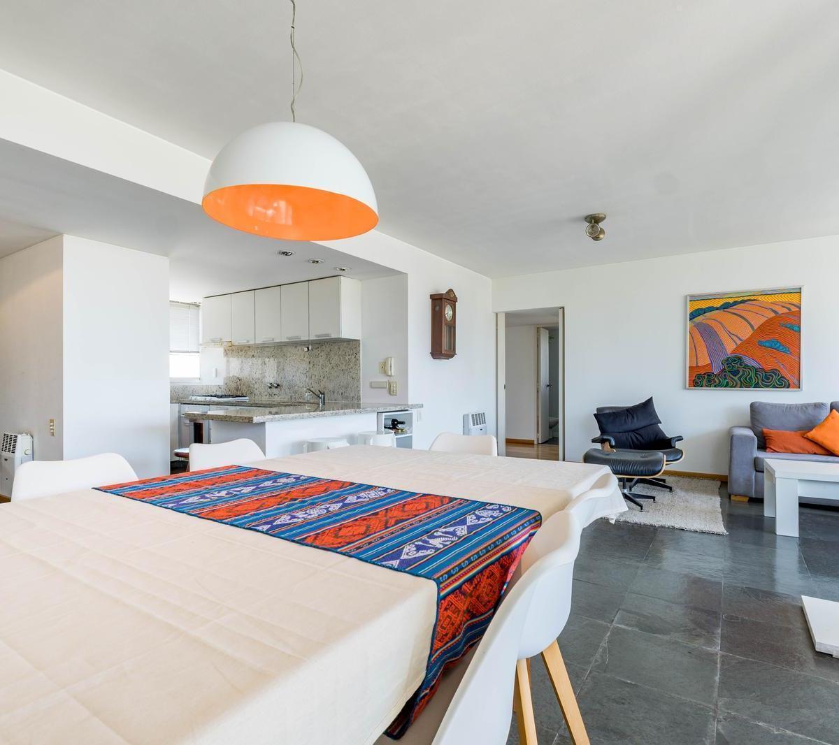 VENTA - Departamento de 3 dormitorios con amenities y cochera. Pichincha, Rosario.