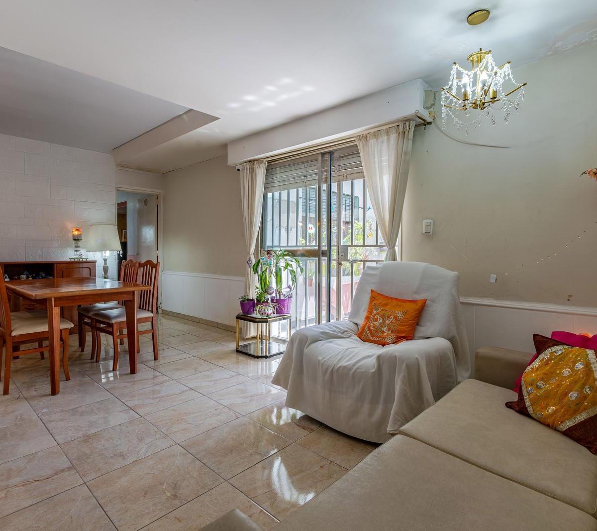 VENTA/PERMUTA - 2 Casas una PB de 2 dormitorios y otra PA de 1 dormitorio. Zona Sur, Rosario.