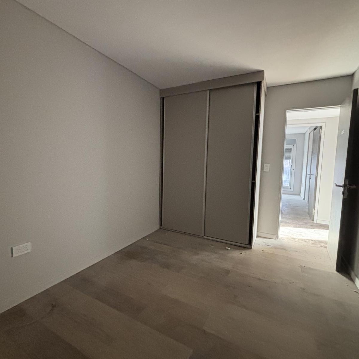 Foto de VENTA - Departamento de 2 dormitorios con amenities. Centro, Rosario., imagen 3