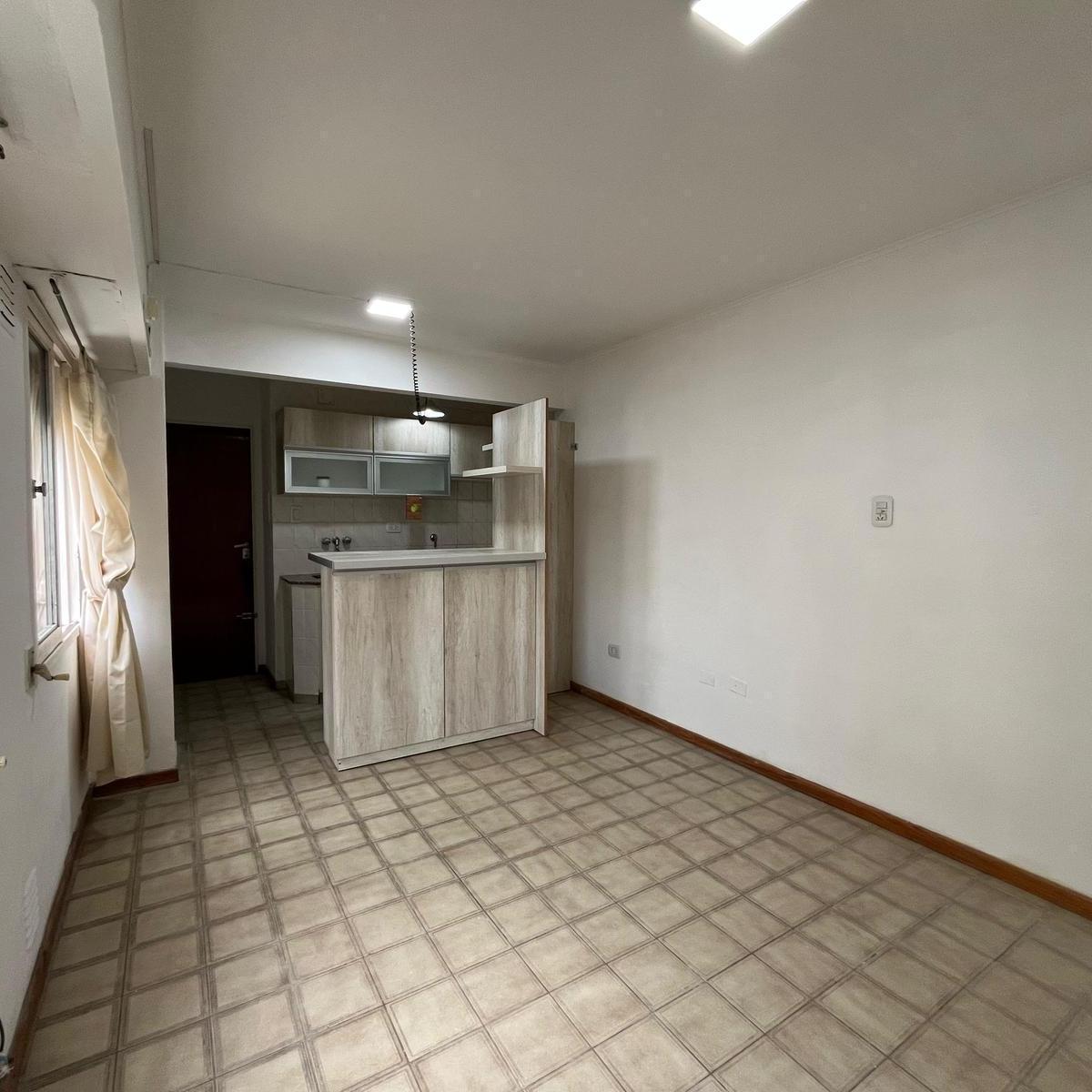 Venta - Monoambiente. Luis Agote, Rosario. 4