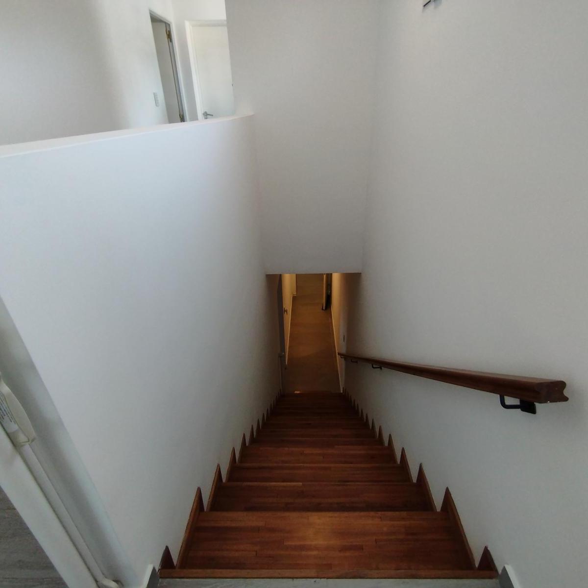 Foto de VENTA/PERMUTA - Casa 3 dormitorios con quincho y pileta. Oliveros., imagen 2
