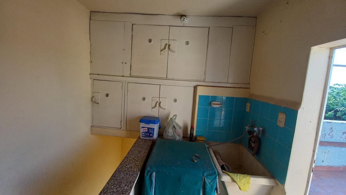 Venta/permuta - Casa Planta Alta - 2 Dorm. Comodín - PH - Roque Saenz Peña, Rosario 3