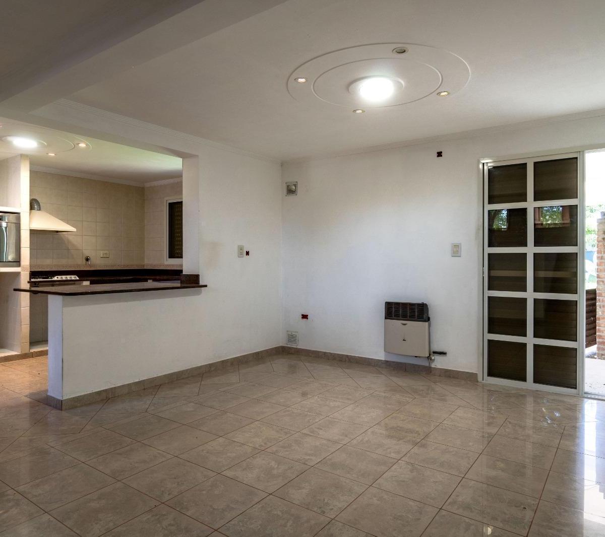 Foto de VENTA - Casa de 3 dormitorios. San Lorenzo., imagen 5