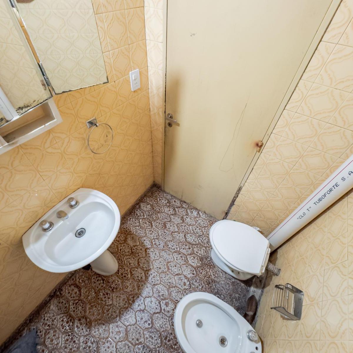Venta/permuta - Casa de 4 Dorm.. Azcuénaga, Rosario. 5