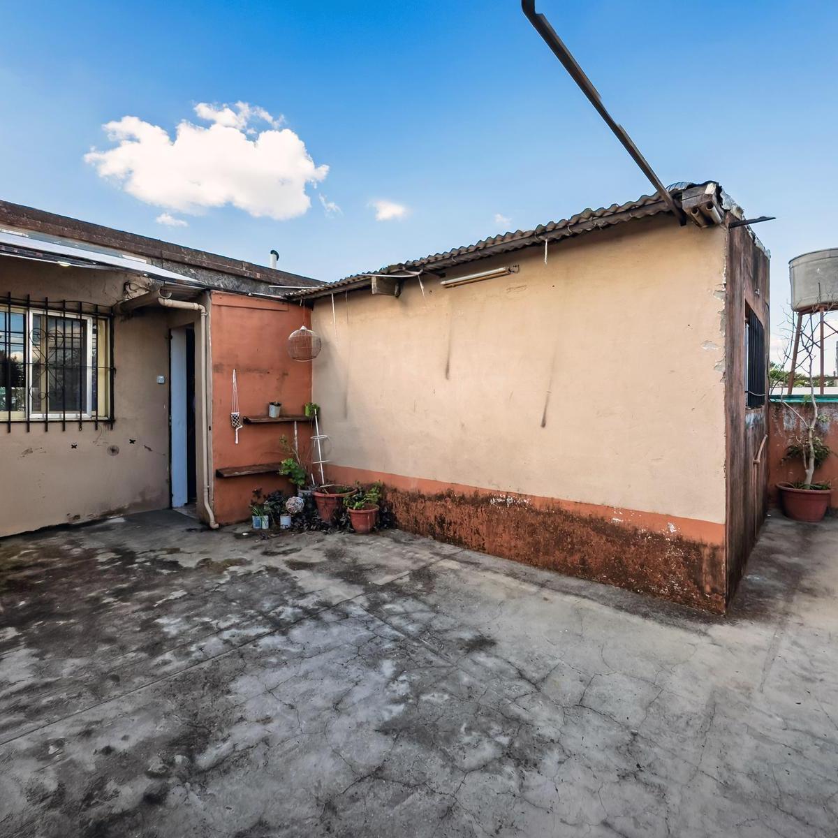Venta/permuta - Casa de 4 Dorm.. Azcuénaga, Rosario. 4