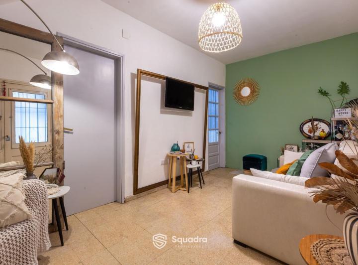VENTA-PERMUTA DEPARTAMENTO 3 DORMITORIOS CON COCHERA Y PATIO. ROSARIO, PICHINCHA 4