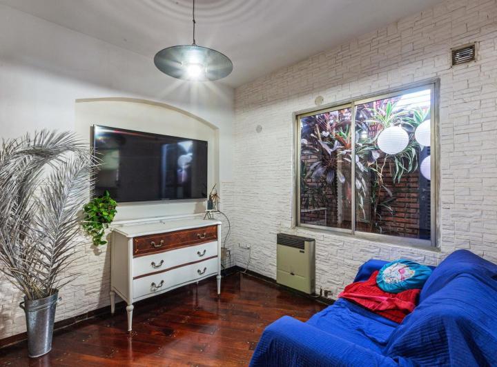 VENTA | PERMUTA - Casa de 2 dormitorios, cochera y patio - Barrio Matheu, Rosario. 3