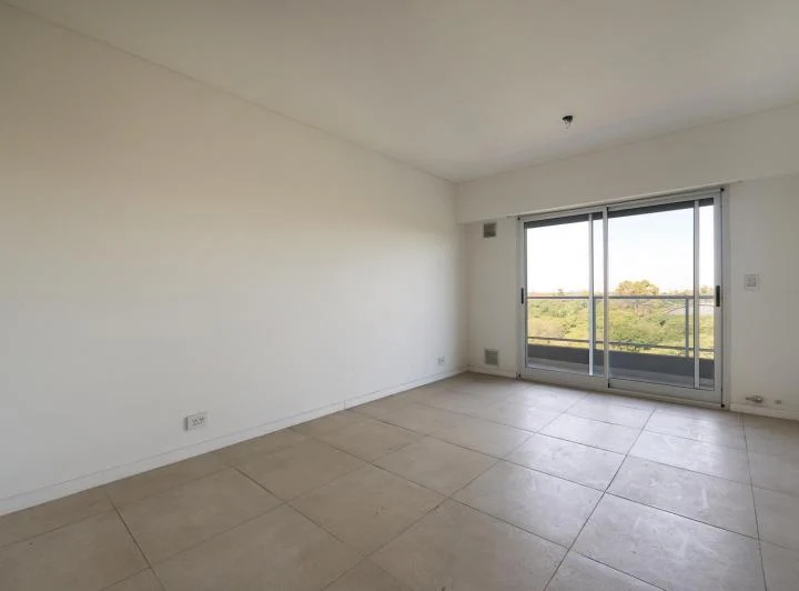 Foto de VENTA - Departamento de 2 dormitorios a estrenar, y balcón al frente, imagen 4