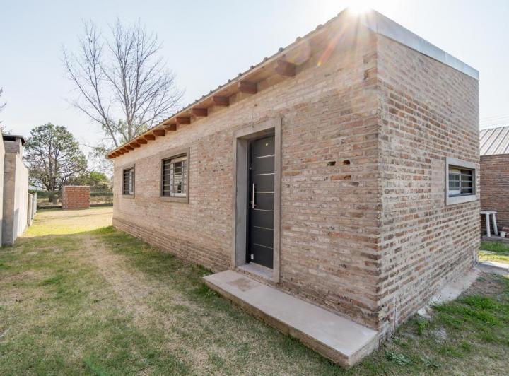 VENTA - Casa - 2 Dormitorios - A Estrenar - Pueblo Esther 2
