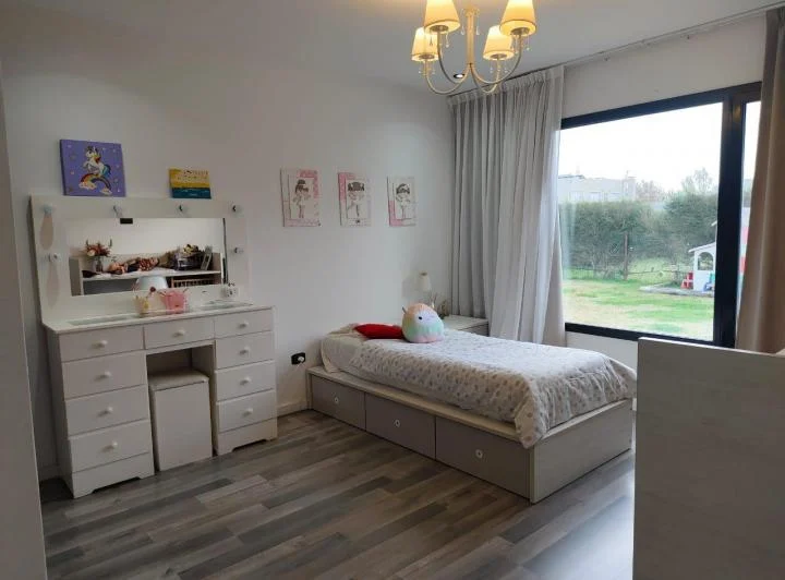 Casa 3 dormitorios  en alquiler Barrio Privado Puerto Roldán 4