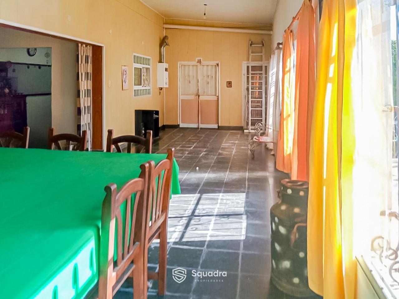 Foto de VENTA - Casa de 2 dormitorios con patio verde y cochera - Capitan, imagen 5