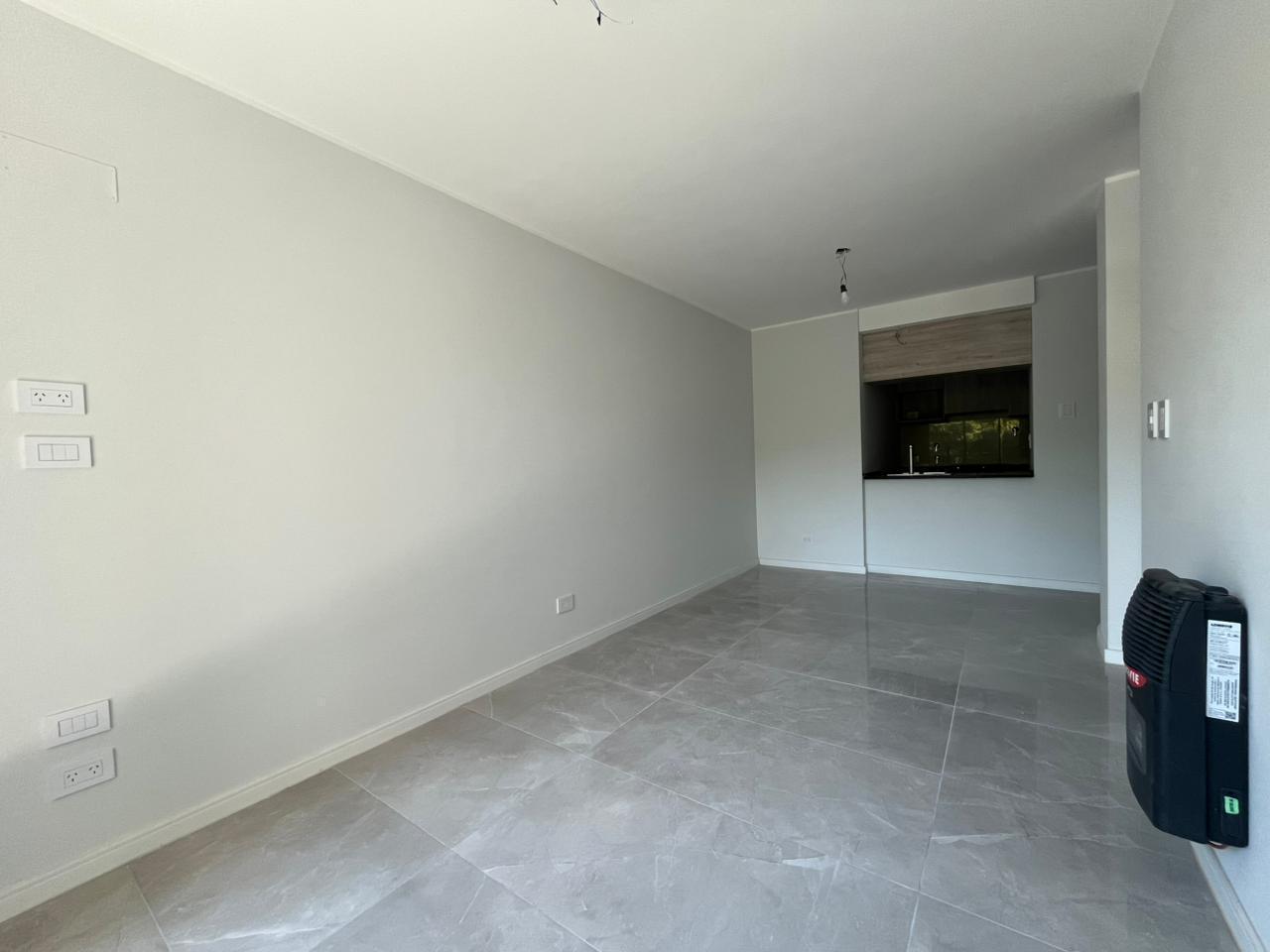 VENTA - Departamento 1 dormitorio con balcon - Martin, Rosario.