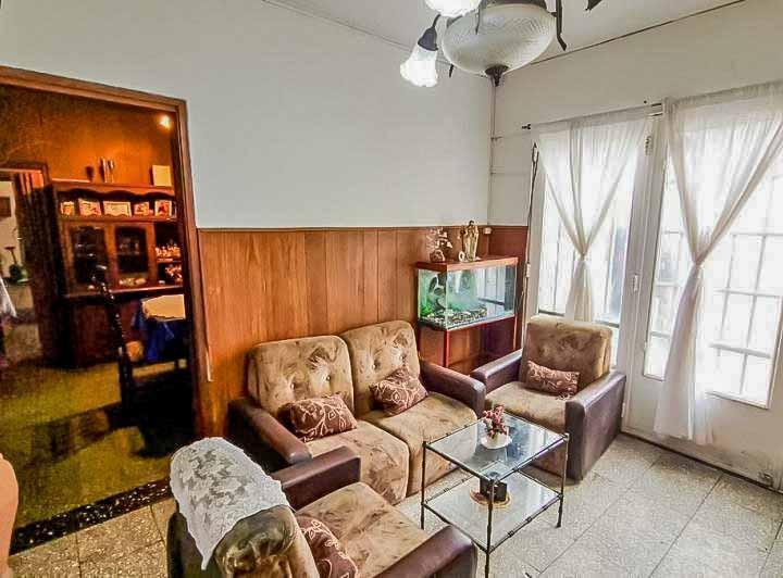 VENTA | PERMUTA - Casa 3 dormitorios, y cochera - Triángulo, Rosario.