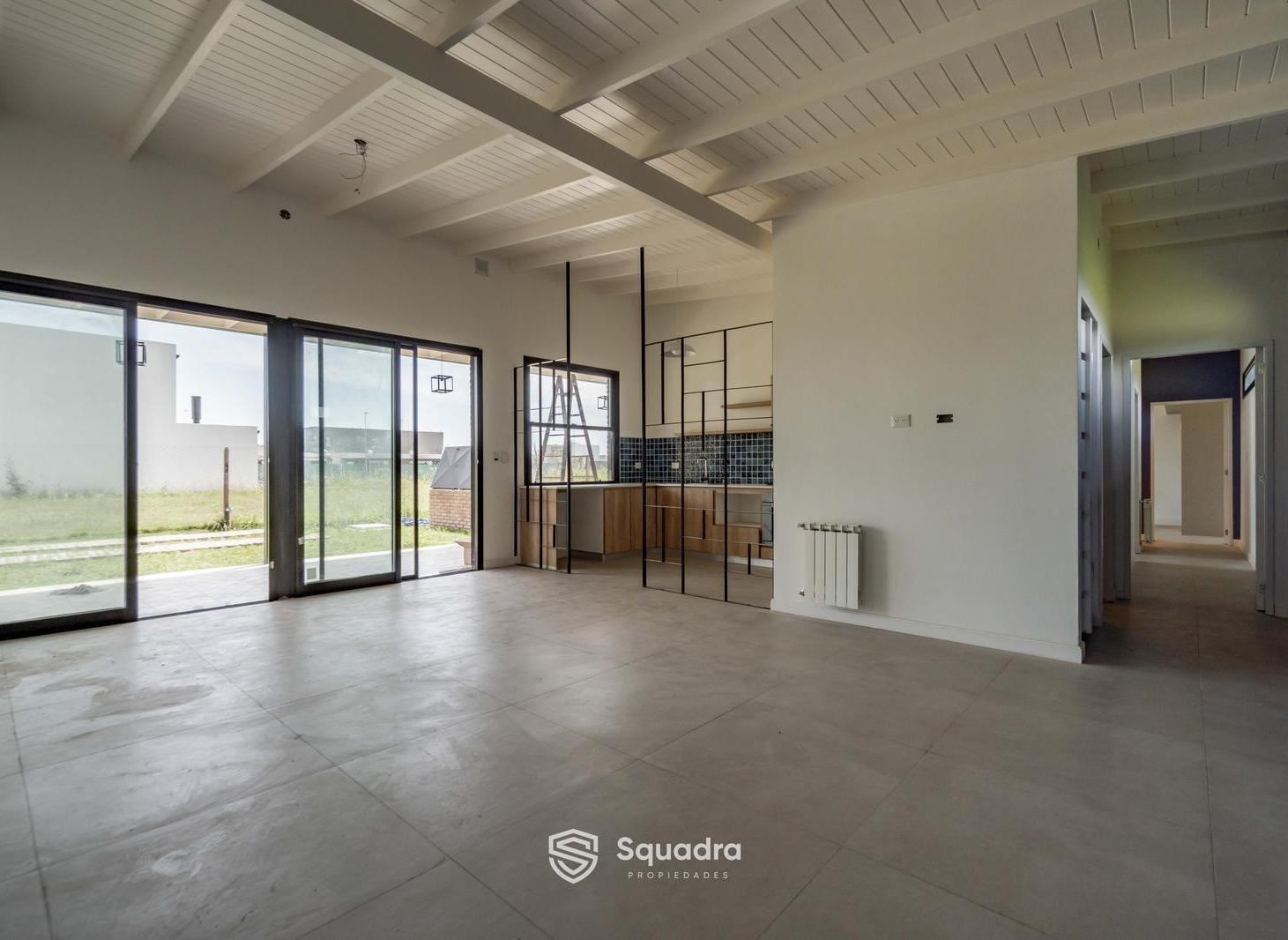 VENTA - Casa de 2 dormitorios y pileta. Don Mateo, etapa 3, Funes.