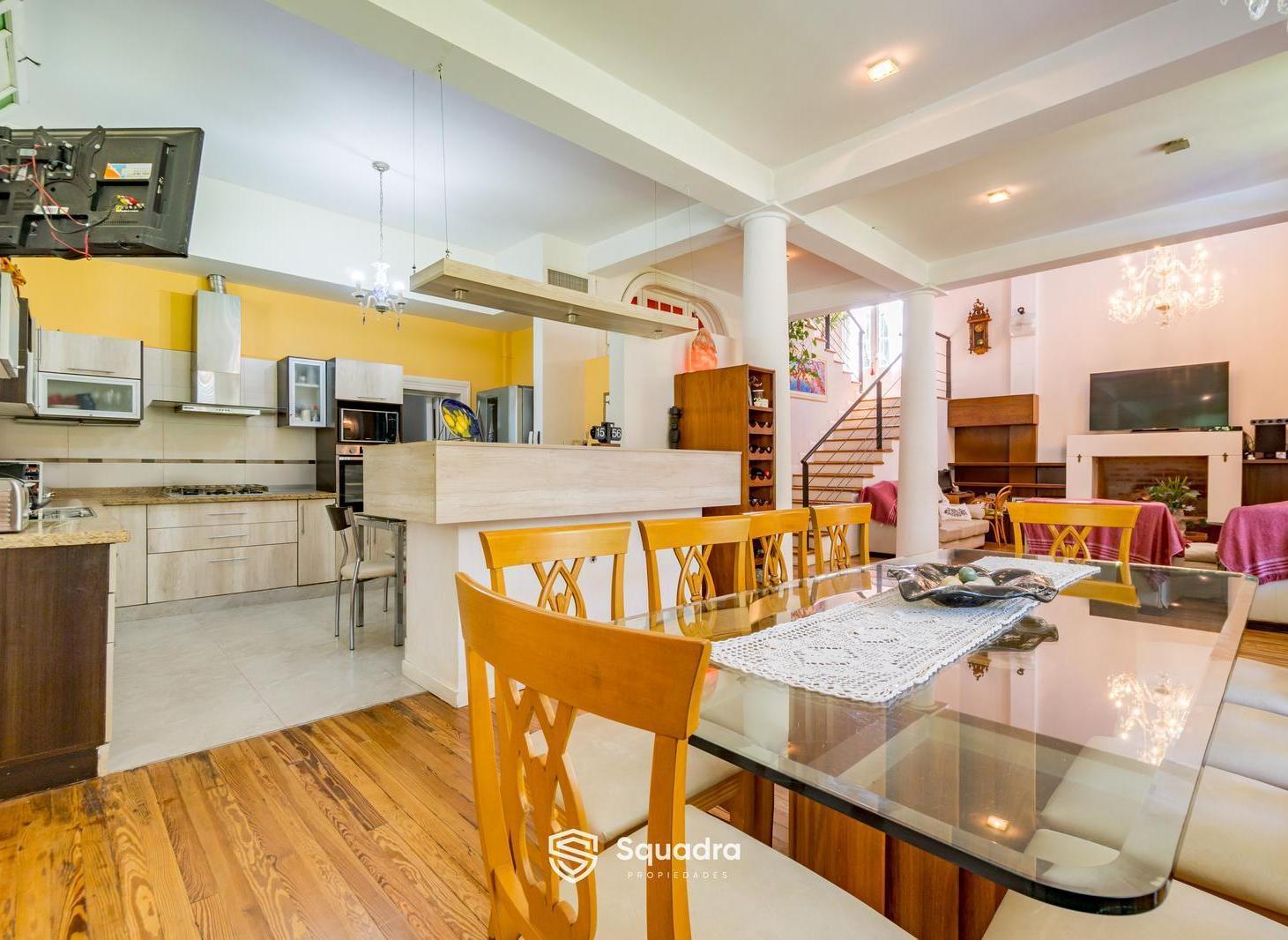 Foto de VENTA | PERMUTA - Casa de 4 dormitorios, con piscina y jardín - Los, imagen 3
