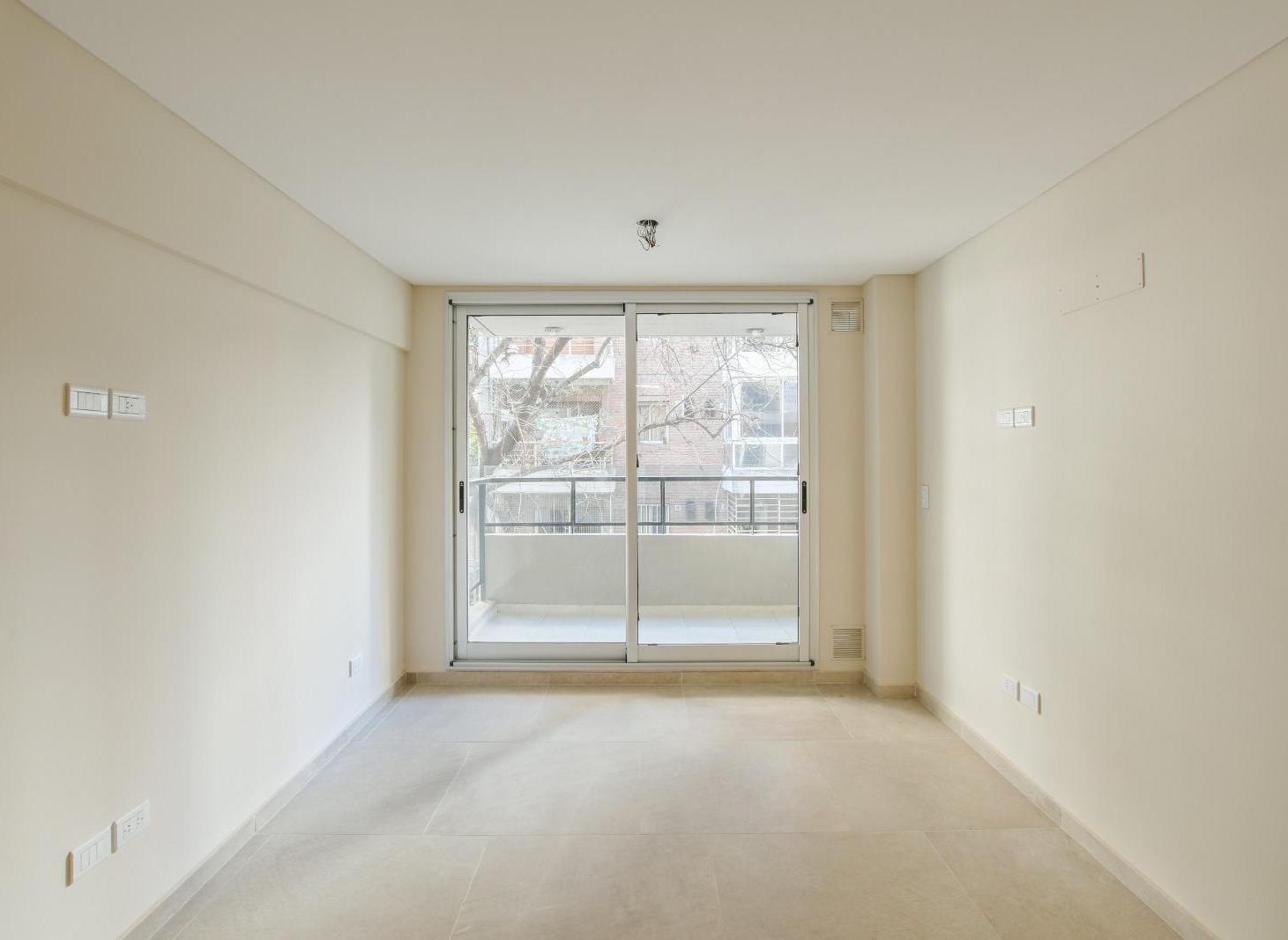 Foto de VENTA - Departamento 1 dormitorio con doble balcón - Martin, Rosario., imagen 3
