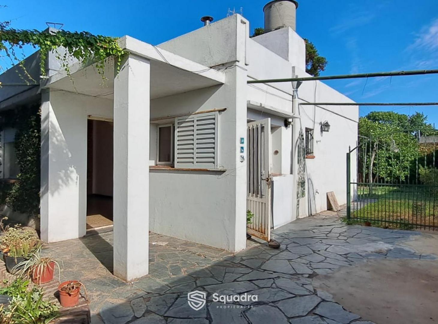 VENTA | PERMUTA - Casa en planta baja, pasillo único, con patio - La Florida, Rosario.