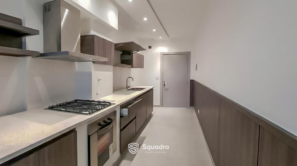 VENTA | PERMUTA - Departamento 2 dormitorios con cochera y balcón. APTO CRÉDITO. Mar del Plata.