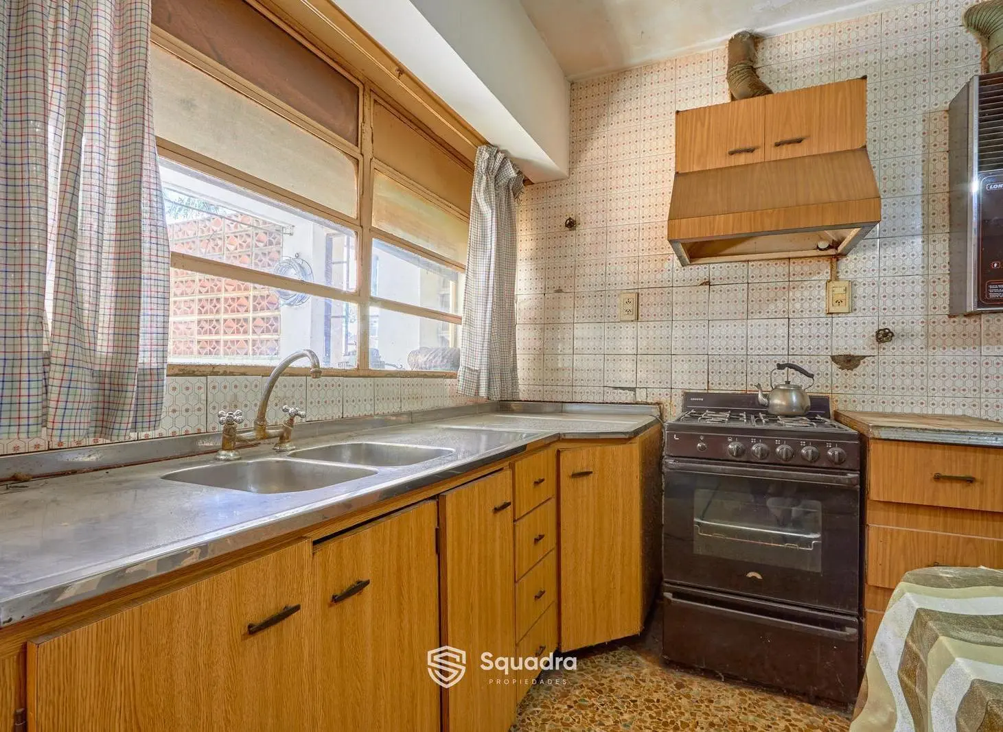 VENTA | PERMUTA - PH de 2 dormitorios con terraza exclusiva. Luis Agote, Rosario. 4