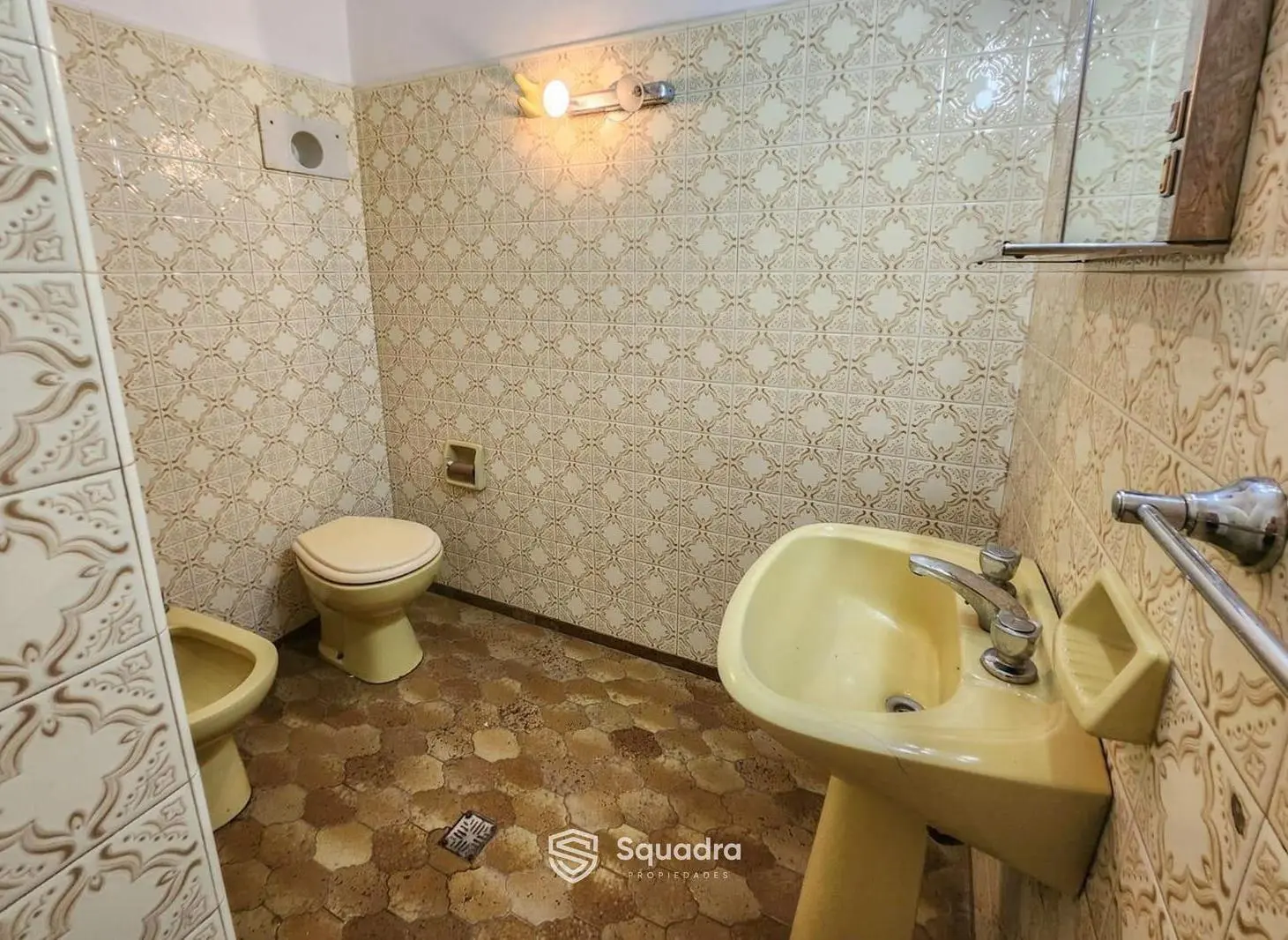 VENTA | PERMUTA - Casa de 2 domitorios y garage - Lomas de Alberdi, Rosario. APTO CRÉDITO. 2