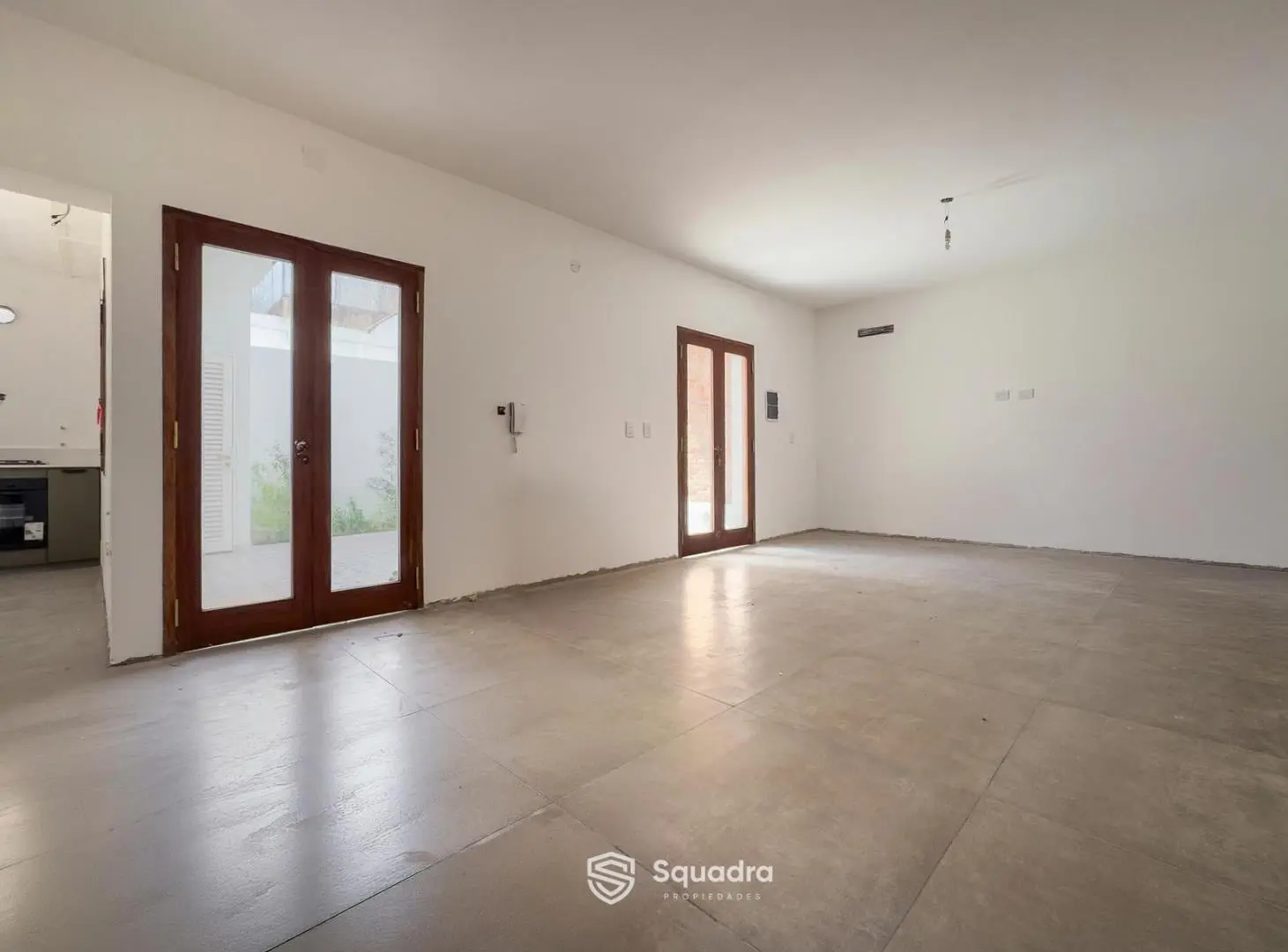 VENTA - Casa de pasillo de 2 dormitorios con patio. Barrio Lourdes, Rosario. APTO CRÉDITO. 5