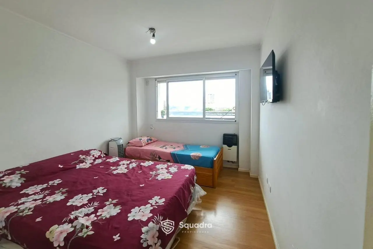 VENTA | PERMUTA - Departamento de 1 dormitorio con balcón al frente - Barrio Echesortu, Rosario. 3