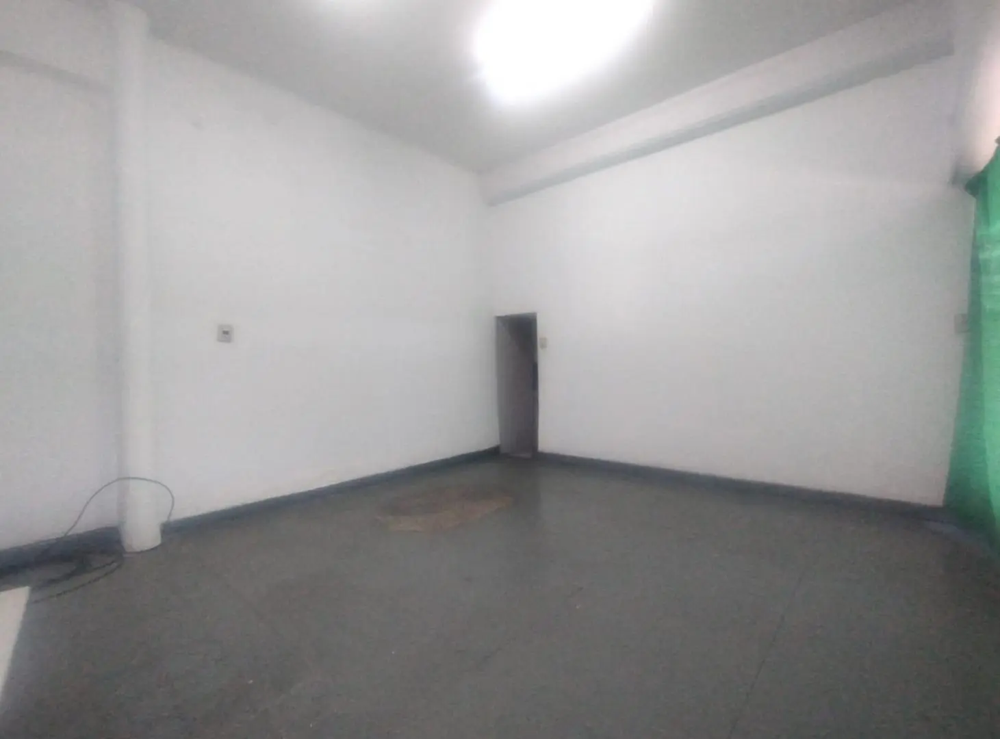 ALQUILER - Local para uso comercial - Barrio Luis Agote, Rosario. 5