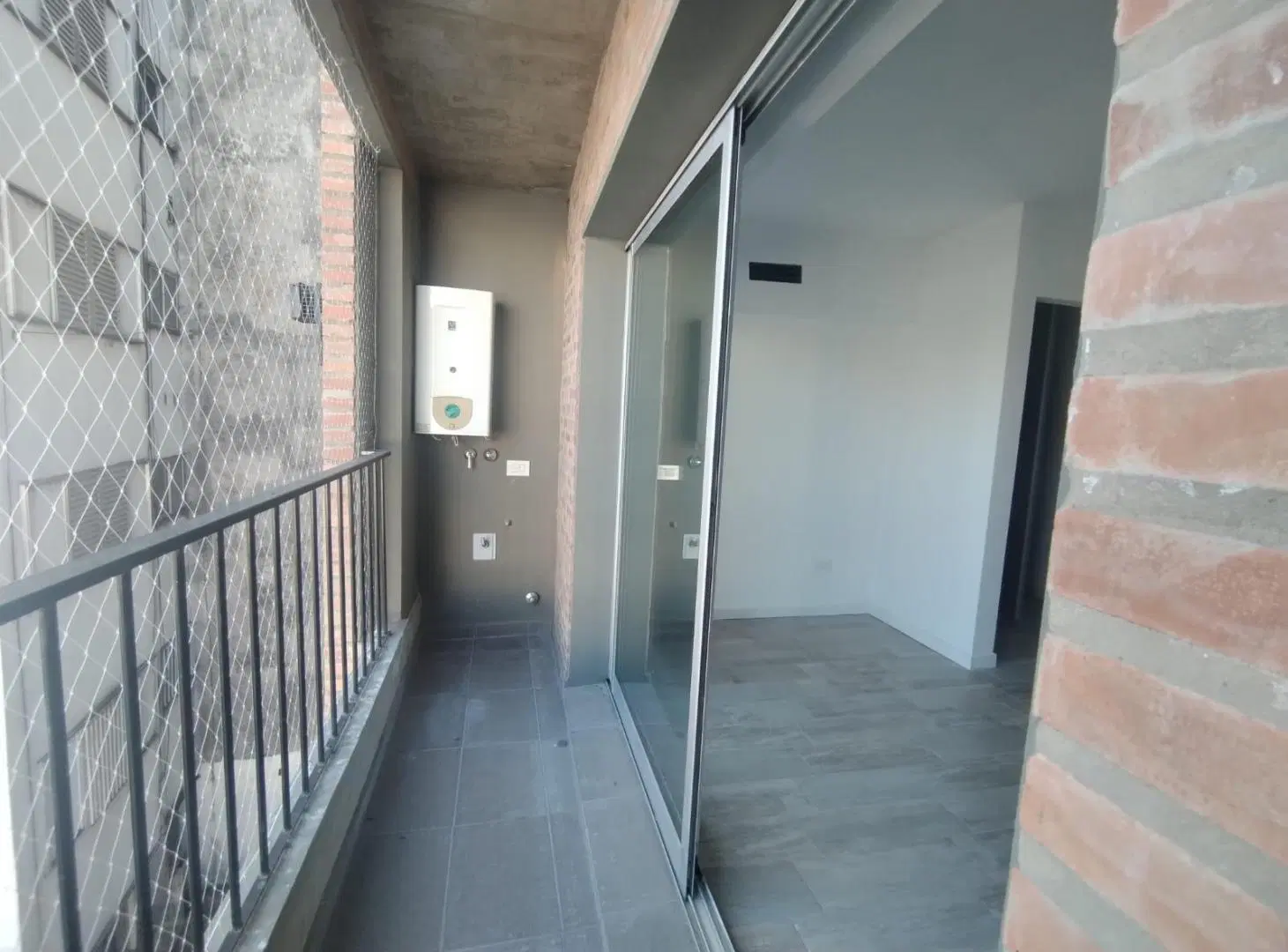 ALQUILER - Departamento de 1 dormitorio. Abasto, Rosario. 2