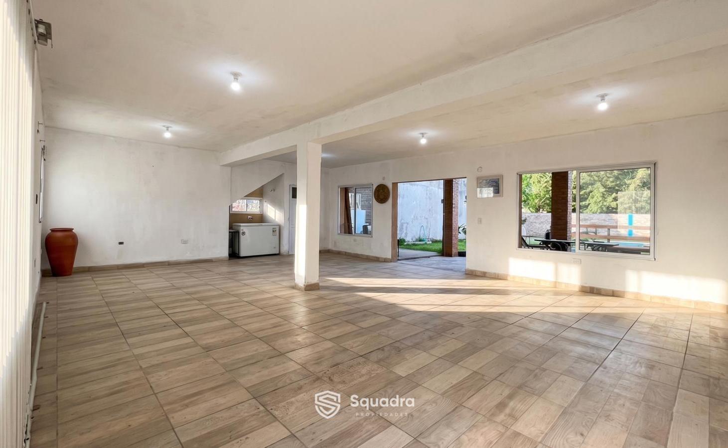 Foto de VENTA | PERMUTA - Casa de dos dormitorios en P.A. y Quincho con pileta, imagen 1