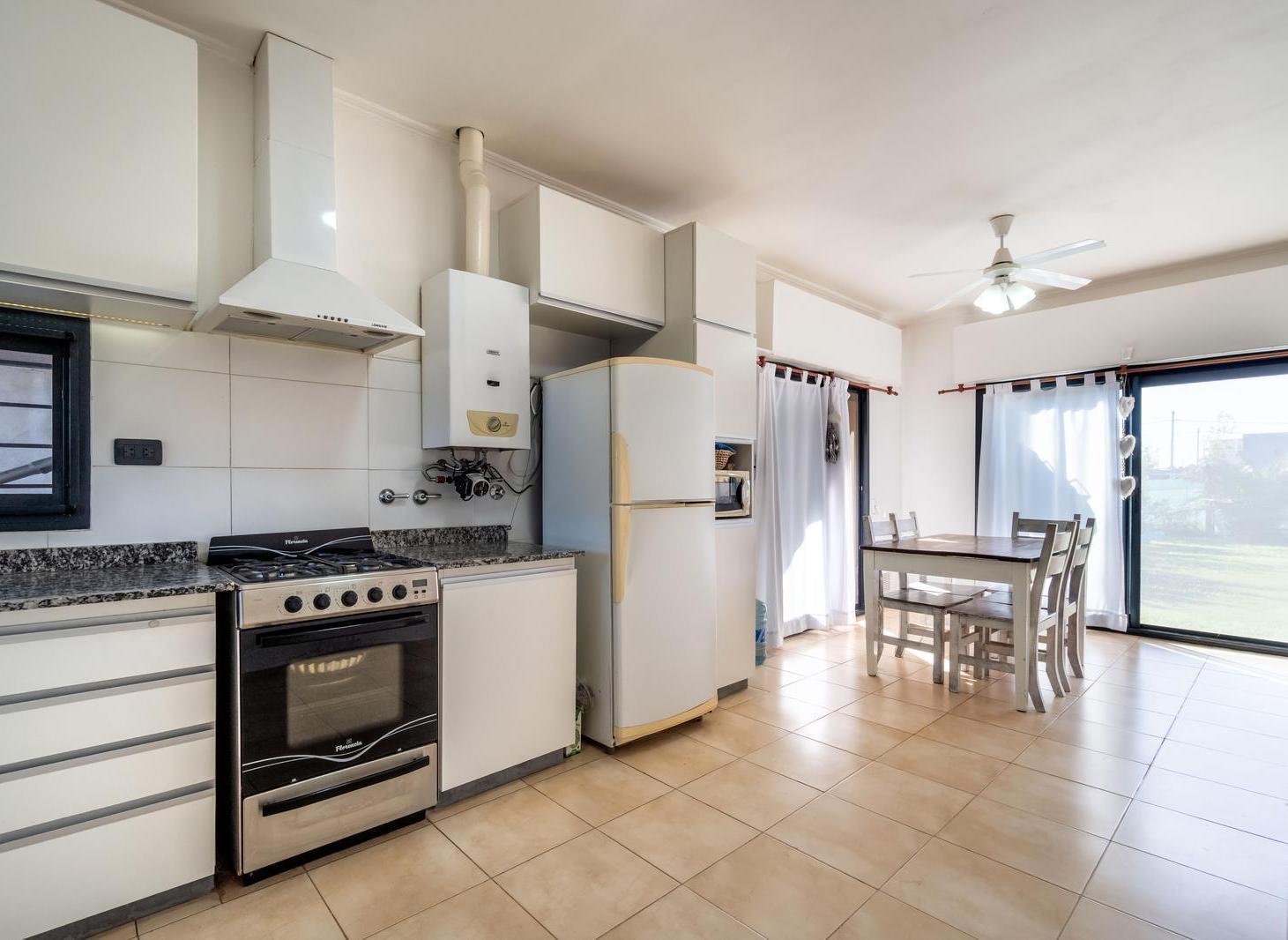 Foto de VENTA/PERMUTA - Casa - 3 Dormitorios - Tierra de Sueños 3, Roldán, imagen 2
