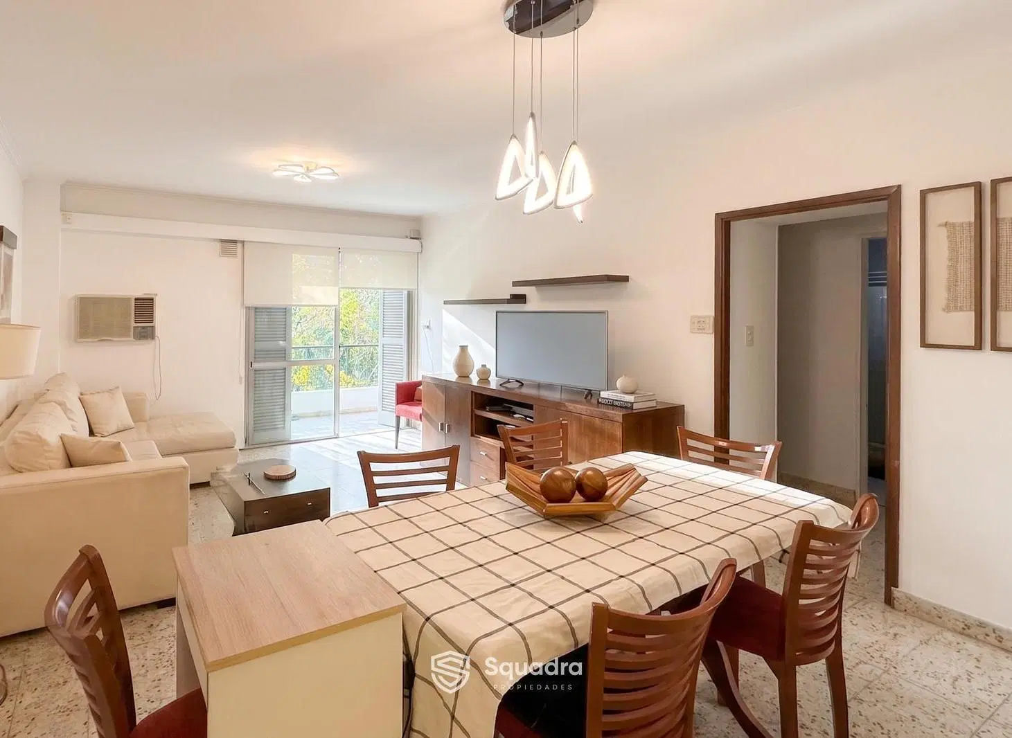 VENTA - Departamento 2 dormitorios más comodín y balcón - Barrio Martin, Rosario. 5