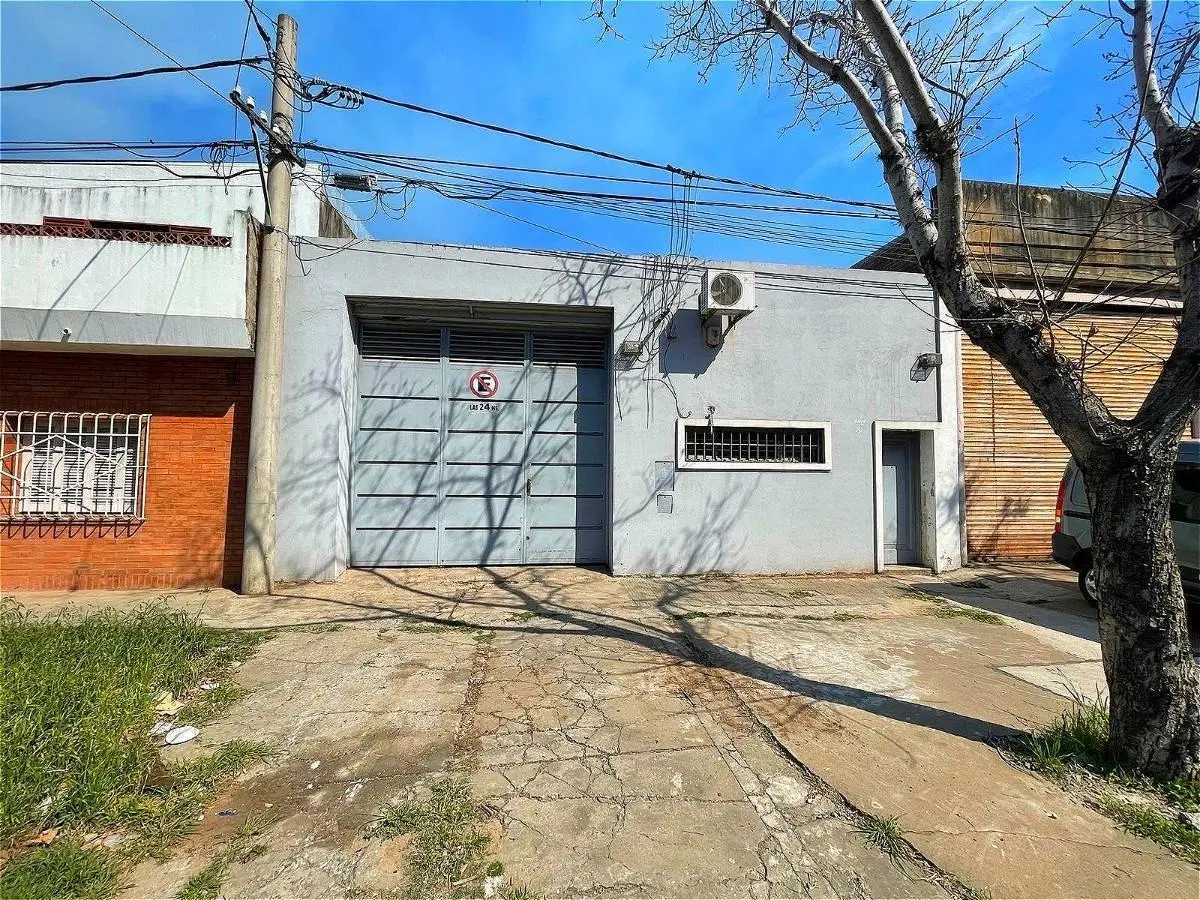 VENTA  - Galpón con oficina, de 200 m2 - La Tablada, Rosario. 4