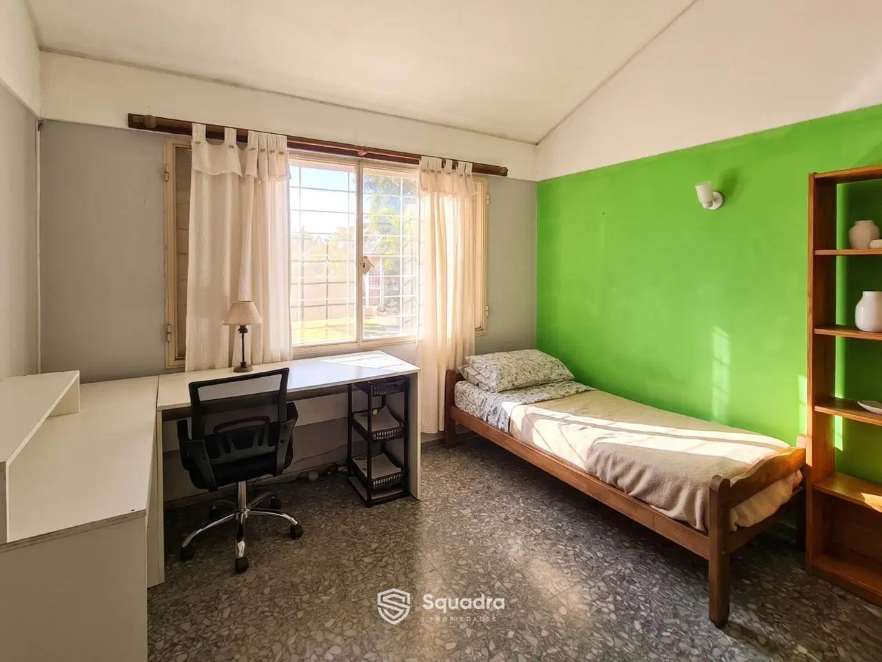 VENTA | PERMUTA - Casa 2 dormitorios con piscina -  Funes. 4