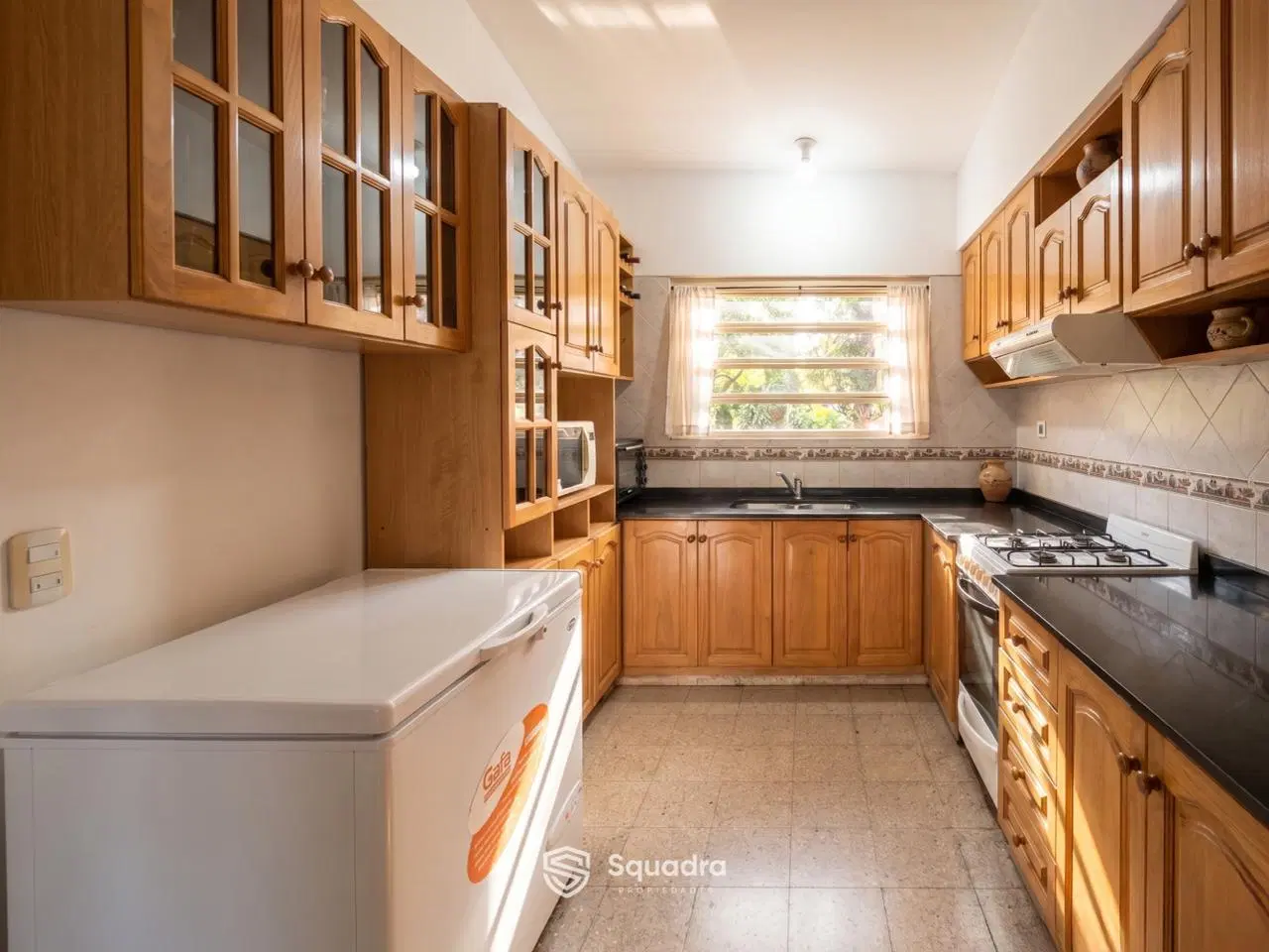 VENTA | PERMUTA - Casa 2 dormitorios con piscina -  Funes. 3