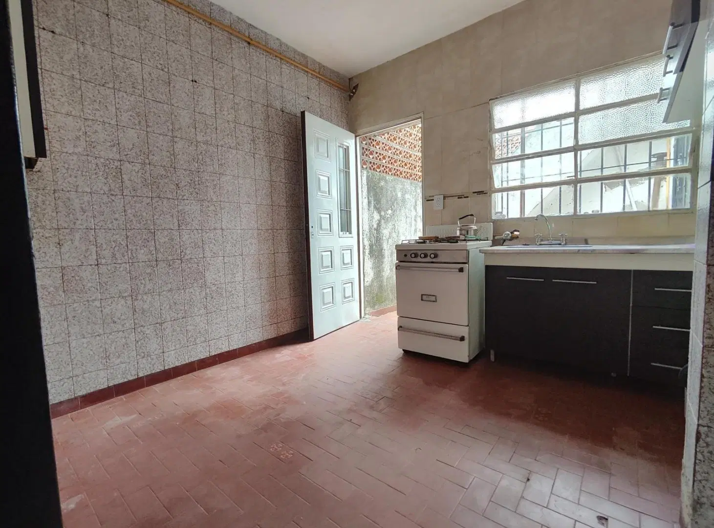VENTA - Casa / PH al frente con patio - Barrio Bella Vista, Rosario - APTO CRÉDITO. 2
