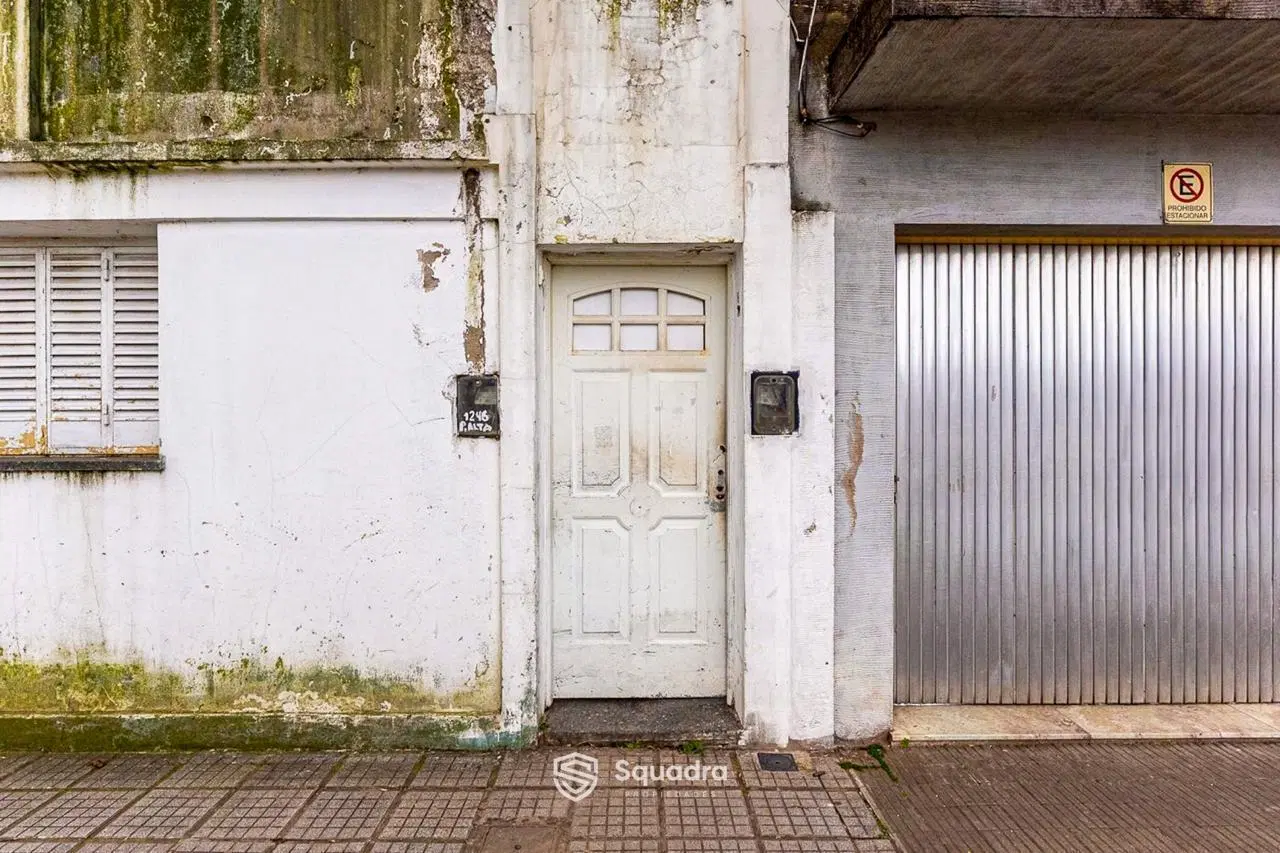 VENTA - PH de 2 dormitorios con 2 patios - Barrio Tiro Suizo. Rosario. 2