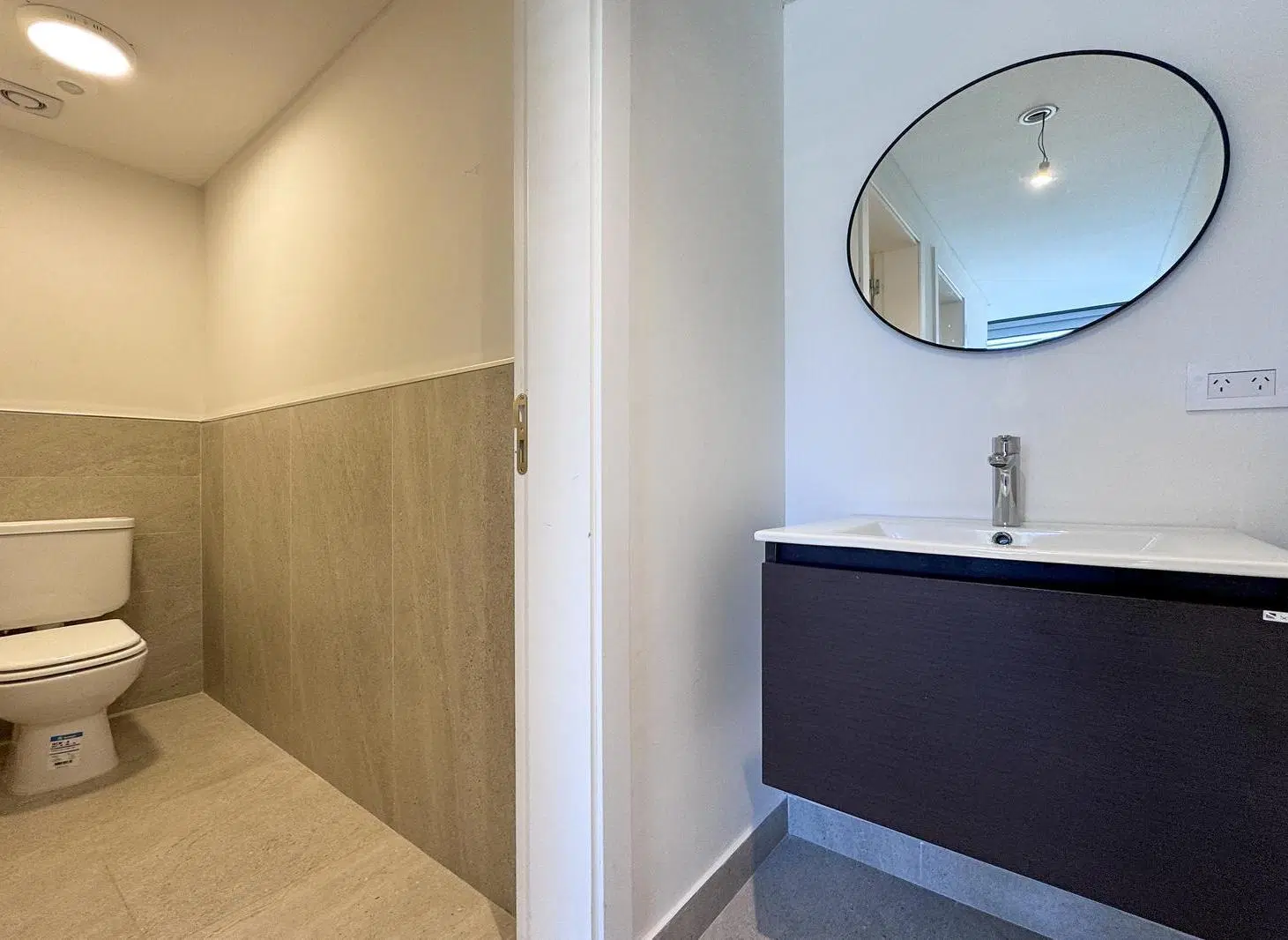 VENTA - Oficina de 45m2. Edificio Bagua. Funes. 3