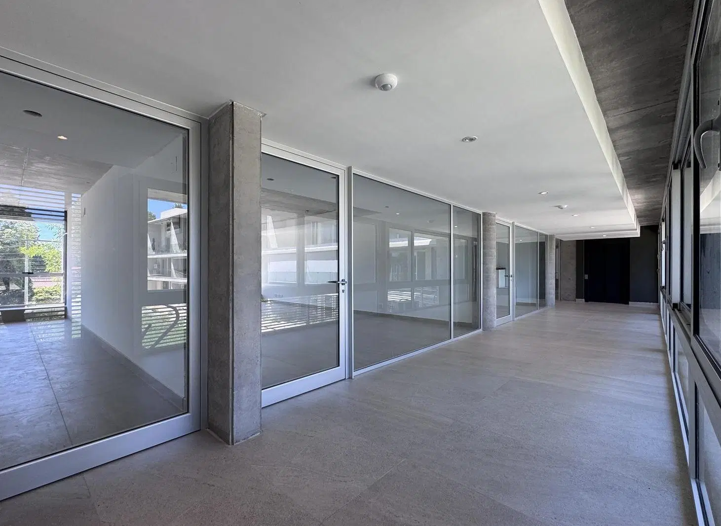 VENTA - Oficina de 45m2. Edificio Bagua. Funes. 5