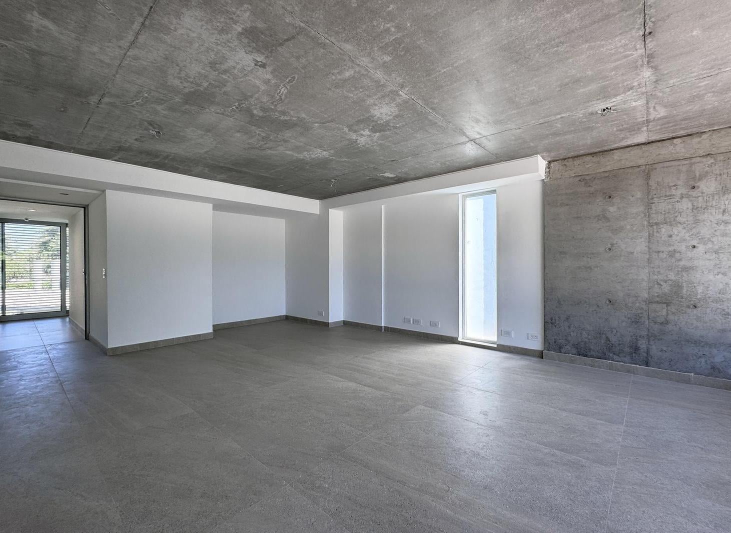 VENTA - Oficina de 45m2. Edificio Bagua. Funes.