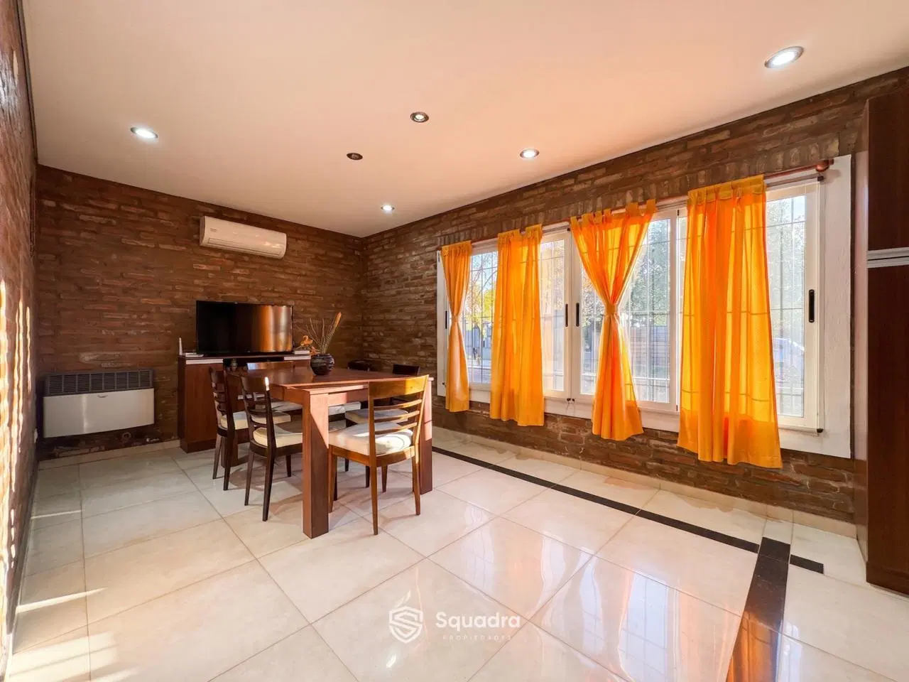 VENTA | PERMUTA - Casa 3 dormitorios y piscina - Punta Chacra, Roldán - APTO CRÉDITO. 2